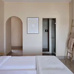 Hotel Salt Paros 4*
