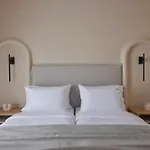 Salt Paros 4*