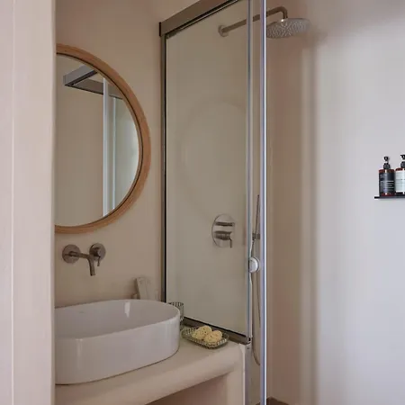 Salt Paros Hotel