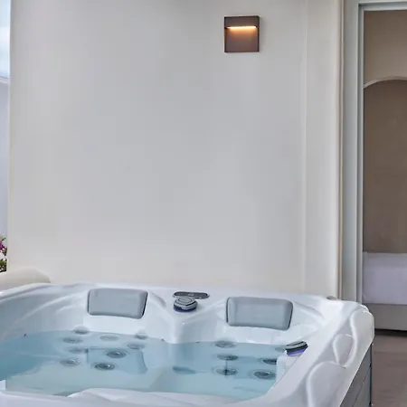 Salt Paros Hotel