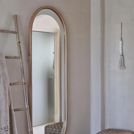 Salt Paros 纳乌萨