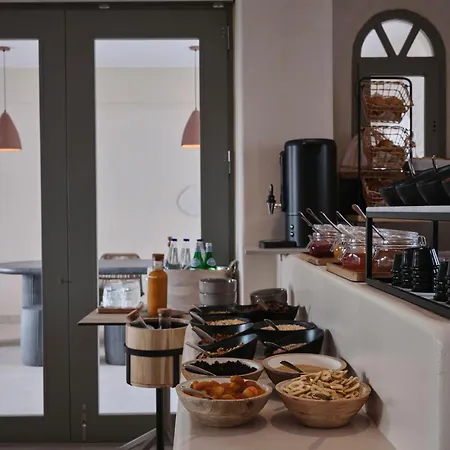 Salt Paros נאוסה