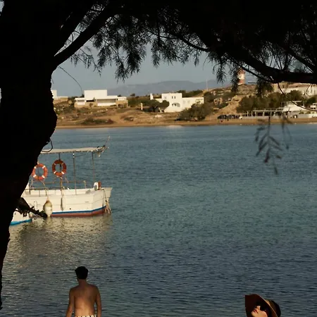 Salt Paros 酒店 纳乌萨