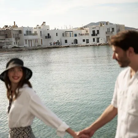 Salt Paros 酒店 4*