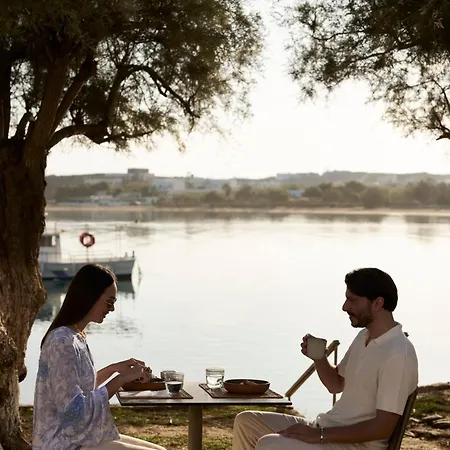 Salt Paros 纳乌萨