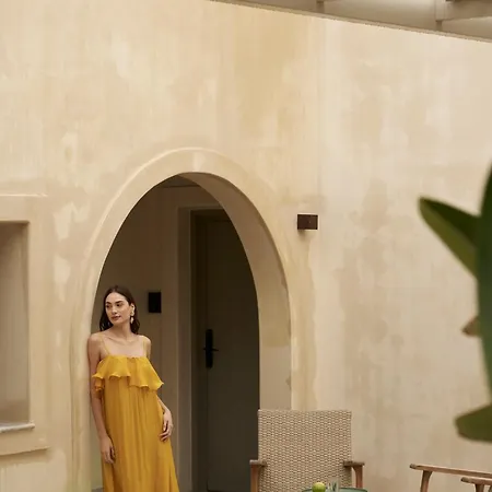 Salt Paros 纳乌萨